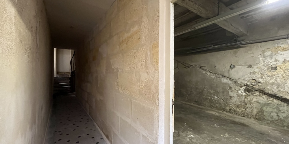 parking à BORDEAUX (33800)