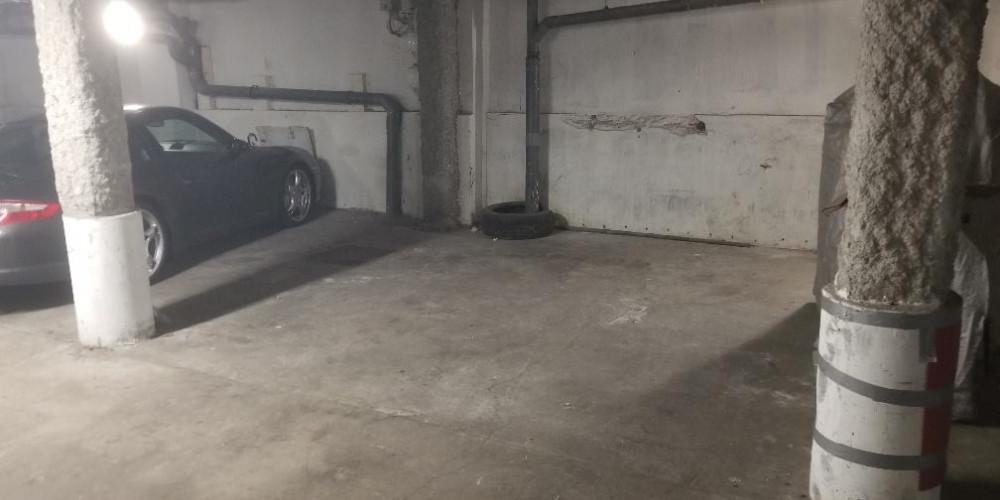 parking à BORDEAUX (33800)