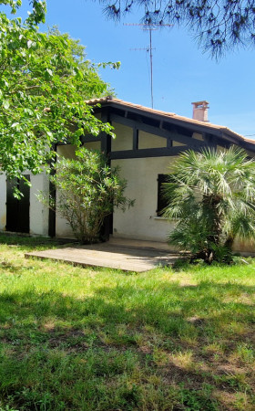 Maison  GUJAN MESTRAS