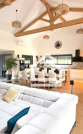 Maison  LE PIAN MEDOC