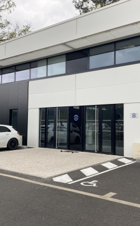 Local industriel  MERIGNAC