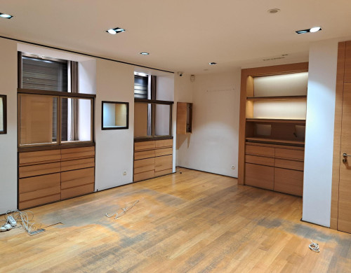 local commercial  BORDEAUX