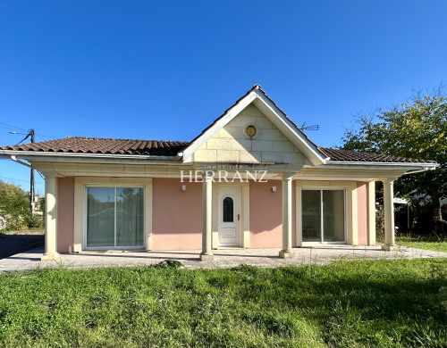 maison  ST DENIS DE PILE
