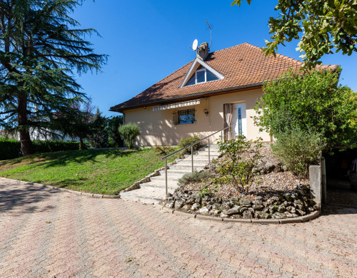 maison  CARBON BLANC