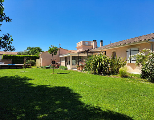 maison  COUTRAS