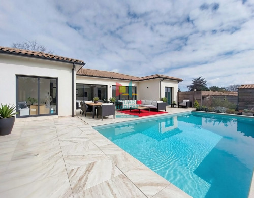maison  BARON