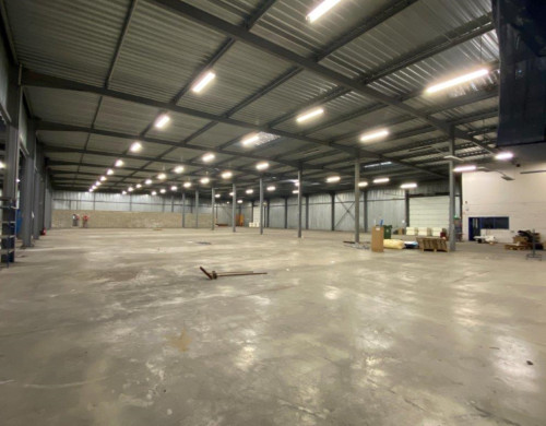 local industriel  BLANQUEFORT