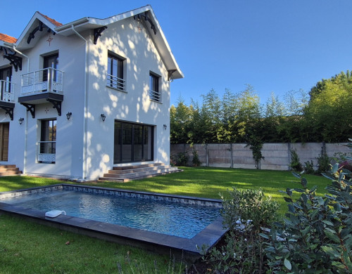 maison  ANDERNOS LES BAINS