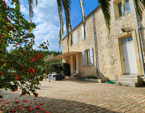 maison  ST ANDRE DE CUBZAC