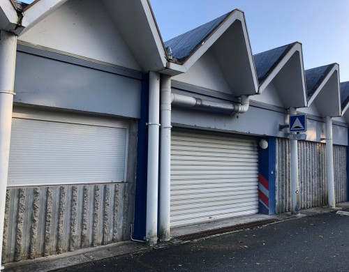 local industriel  ARTIGUES PRES BORDEAUX