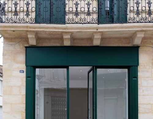 local commercial  LIBOURNE