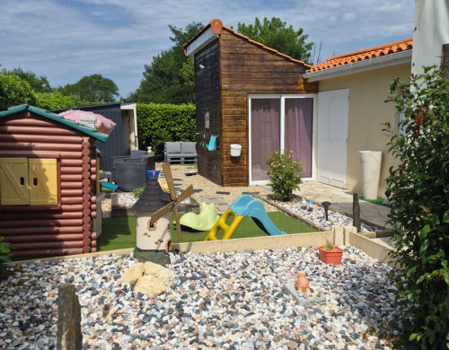 maison  VAYRES