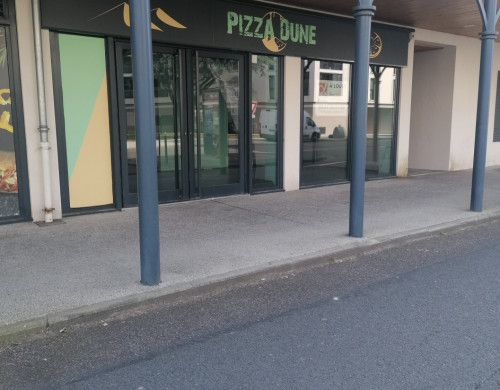 local commercial  LA TESTE DE BUCH