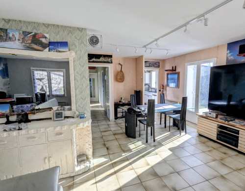 maison  AMBARES ET LAGRAVE