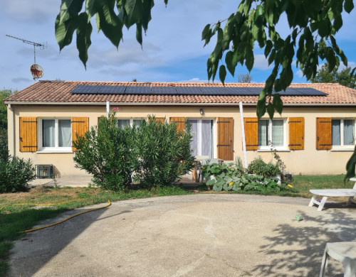 maison  ST SEURIN SUR L ISLE