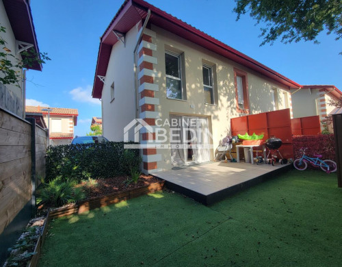 maison  ARES