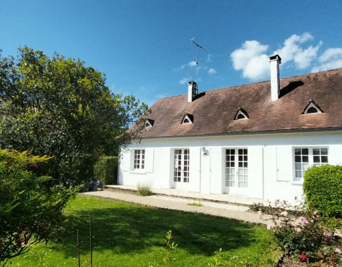 maison  ST SEURIN SUR L ISLE