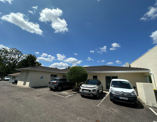 local industriel  LE HAILLAN