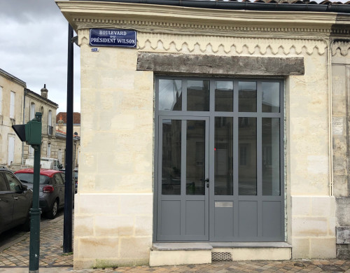 local commercial  BORDEAUX