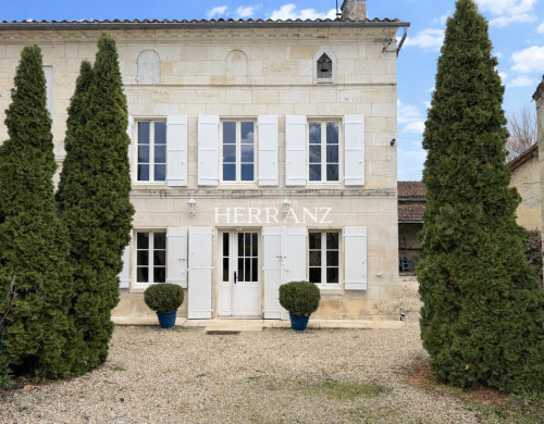 maison  IZON