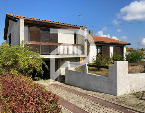maison  VAYRES