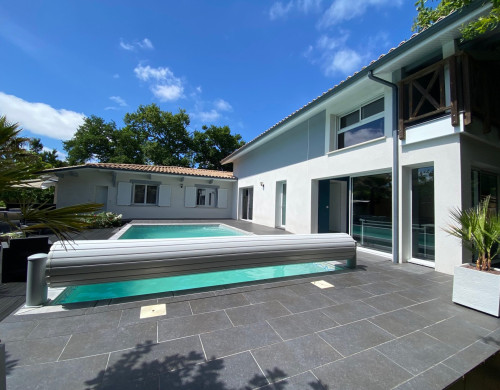 maison  ARES